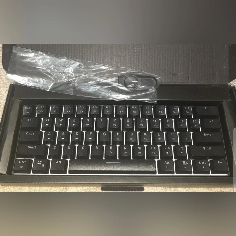 Punkston TH61 Mechanical Gaming Keyboard,RGB Backlit Wired Ultra-Compact NEW